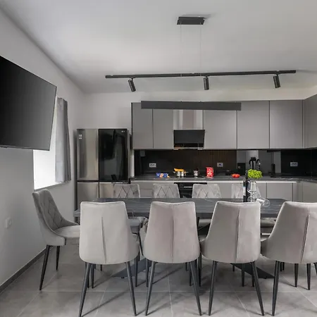וילה Nene Near Labin - Rabac For 10 Persons With 55 M2 Pool, Wellness Area & Large Garden
