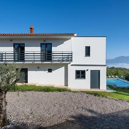 Nene Near Labin - Rabac For 10 Persons With 55 M2 Pool, Wellness Area & Large Garden וילה *
